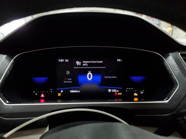 2022 Volkswagen Tiguan se R-line Black