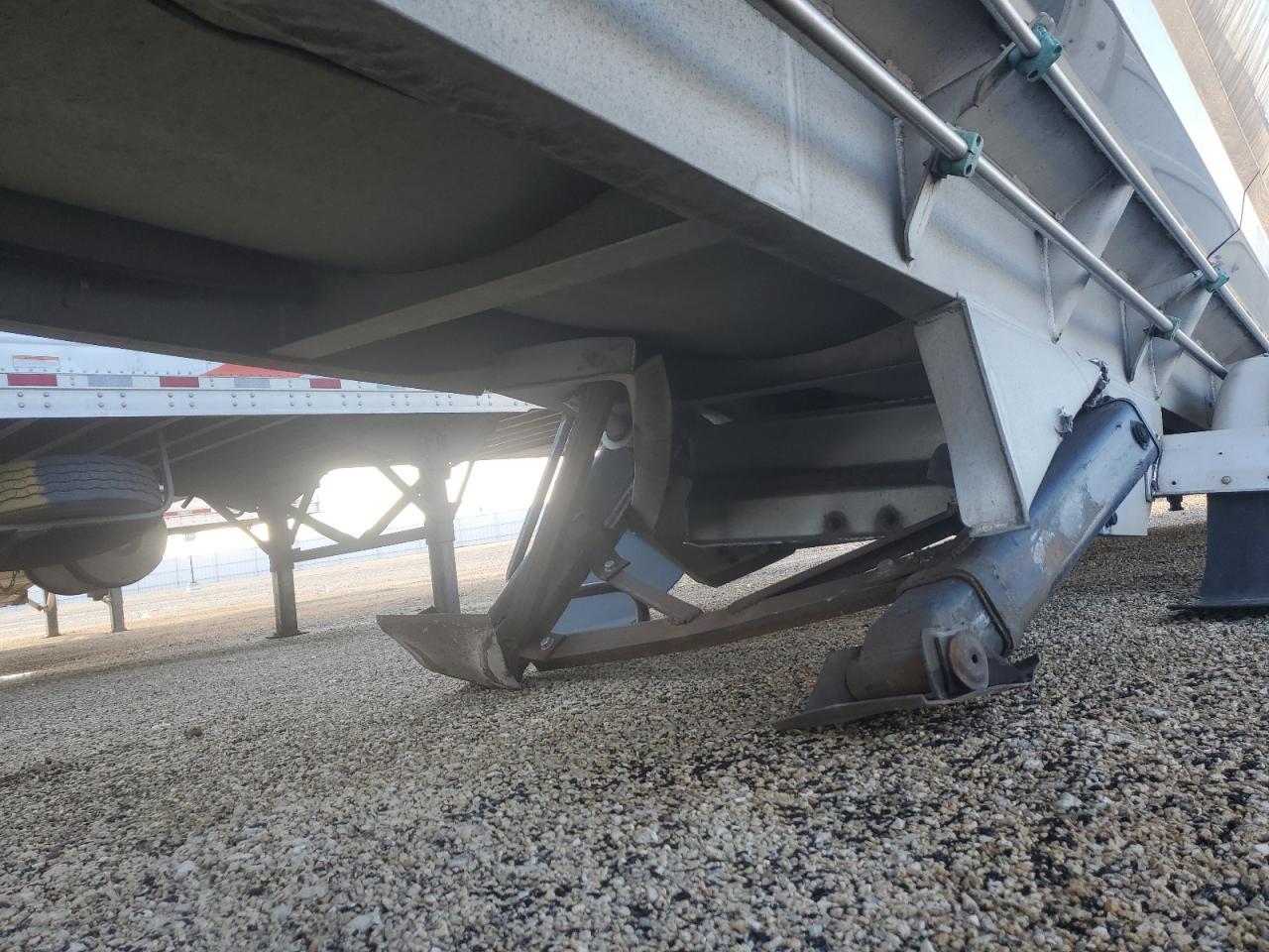 1998 Walker Tank Trailer