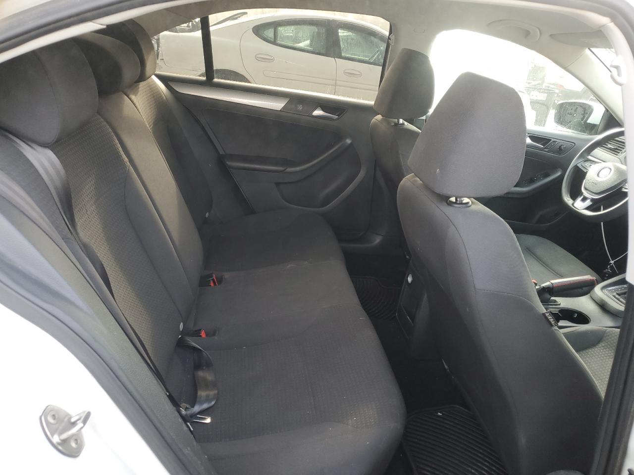 2015 Volkswagen Jetta Base