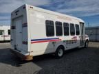 2009 Ford Econoline E450 Super Duty Cutaway Van