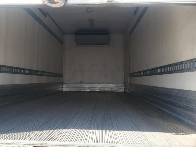 2016 Isuzu NQR-BOX Truck