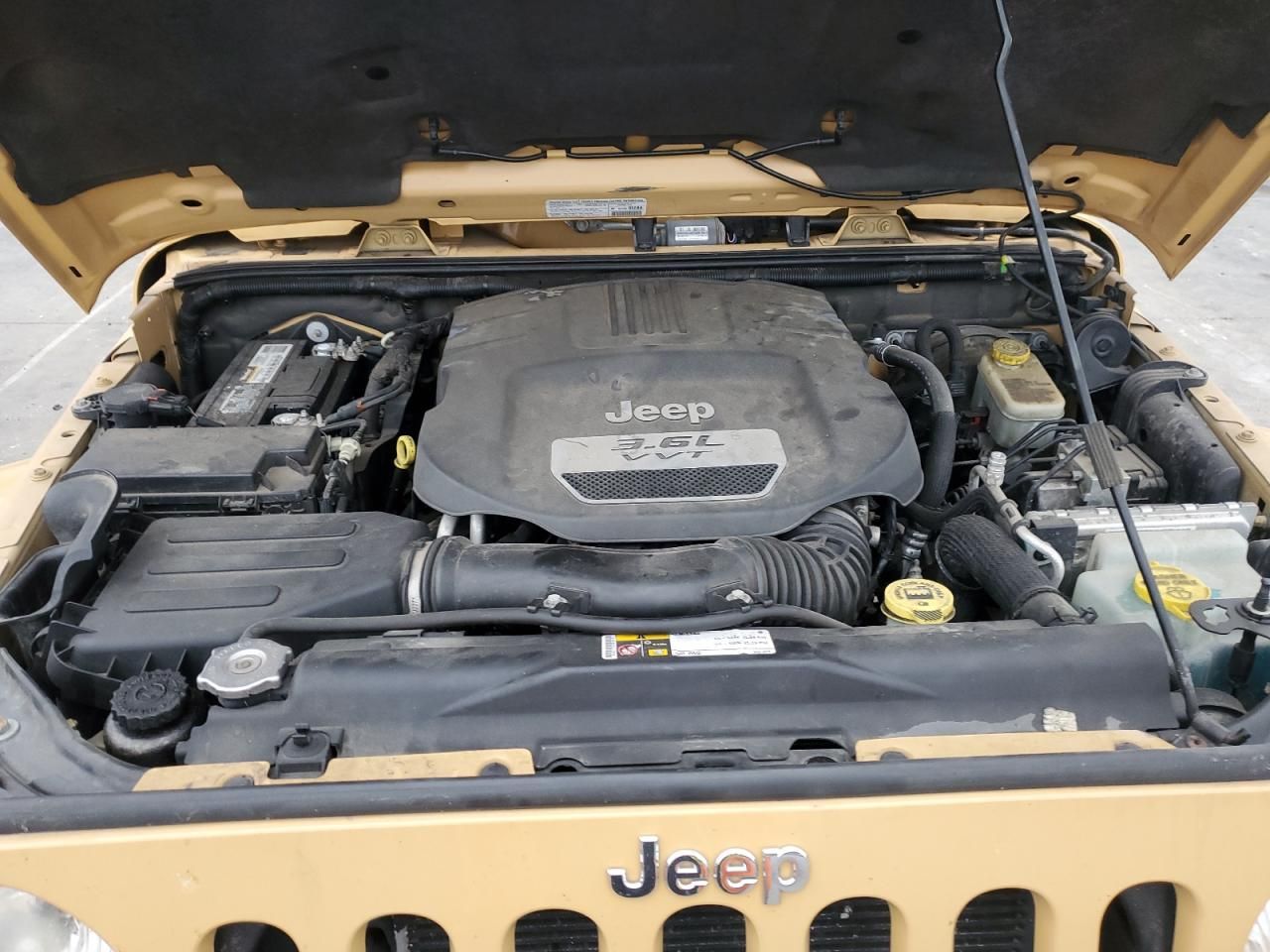 2013 Jeep Wrangler Unlimited Sahara