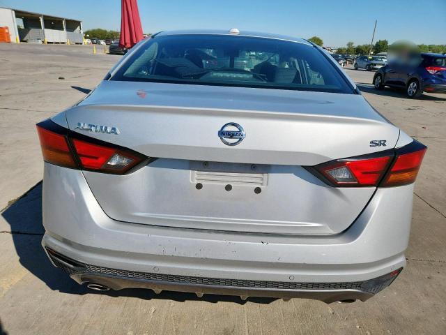 2020 Nissan Altima sr