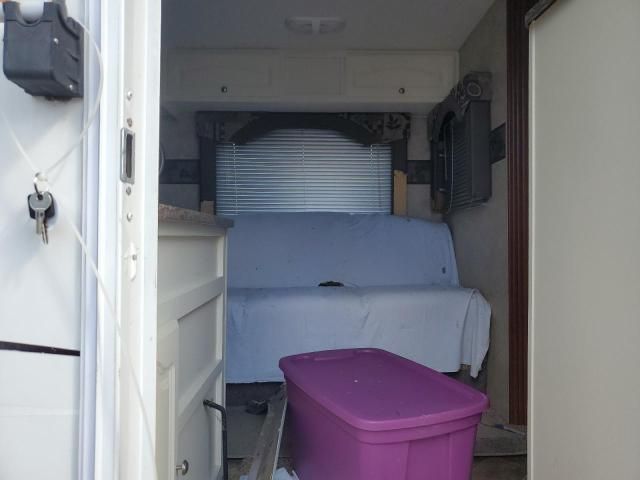 2008 Surveyor Eyor 31' Trailer MDL