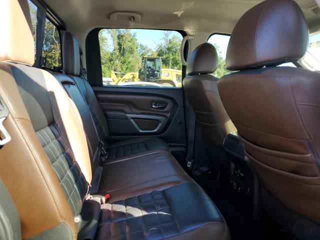 2019 Nissan Titan sv