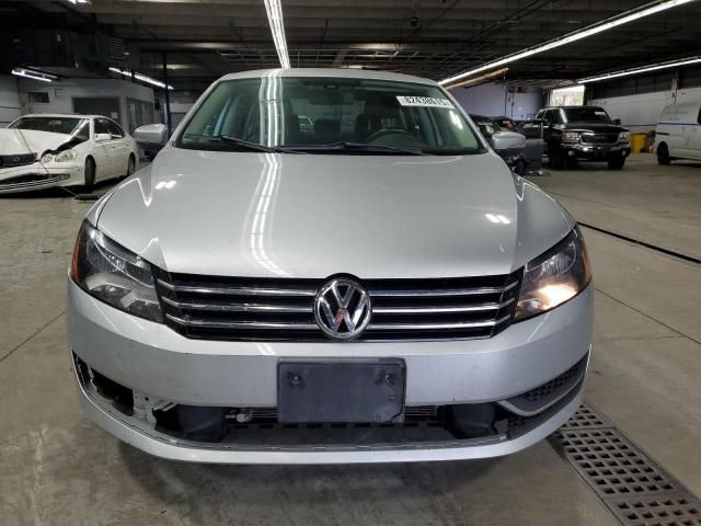 2014 Volkswagen Passat S
