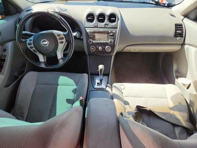 2010 Nissan Altima Base