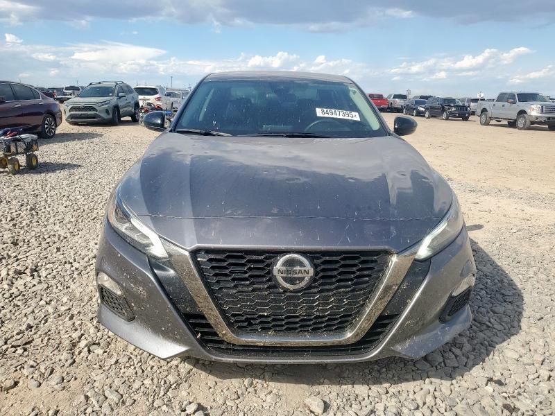 2021 Nissan Altima SR