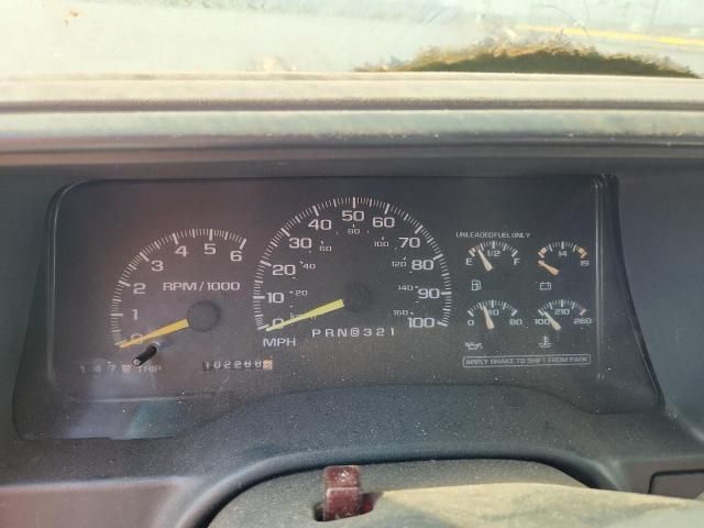 2000 Chevrolet GMT-400 C3500
