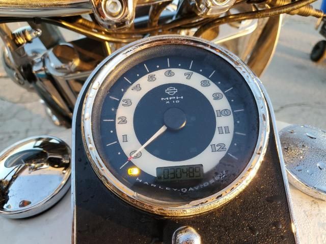2017 Harley-Davidson Flstn Softail Deluxe