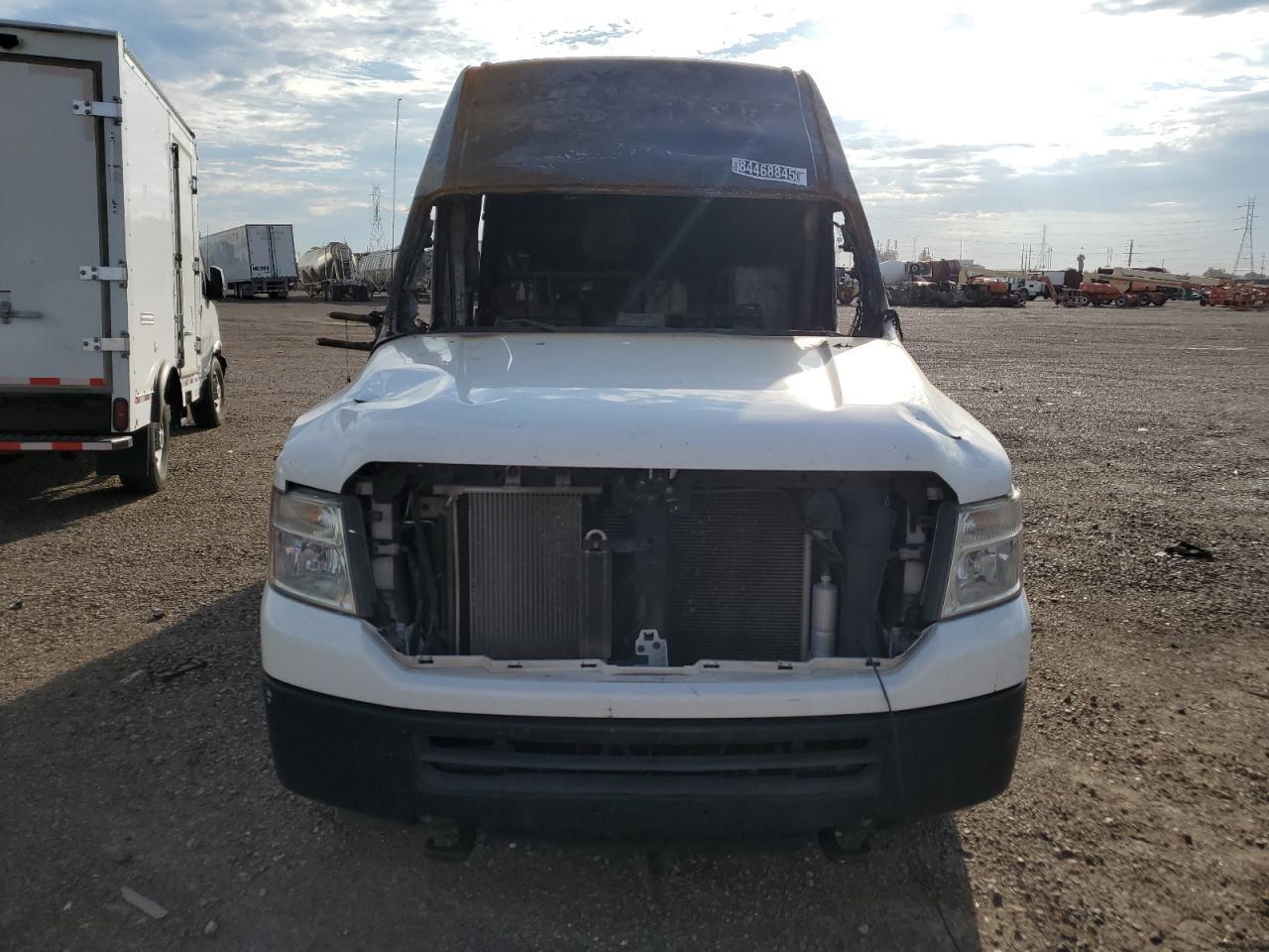 2018 Nissan NV 2500 S