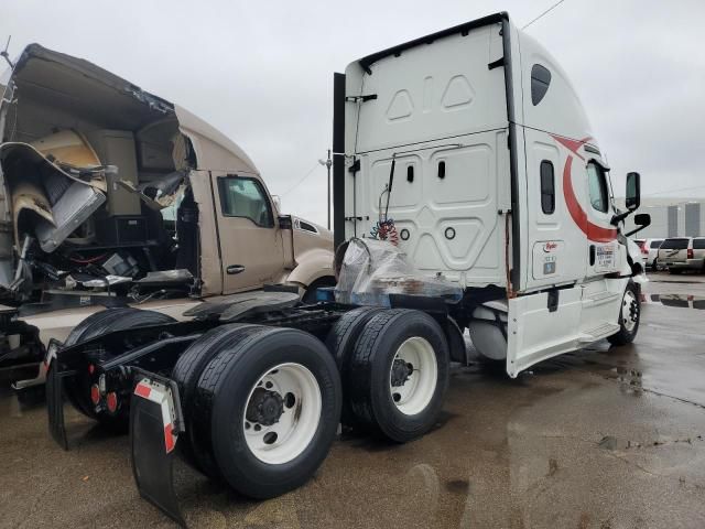 2022 Freightliner Cascadia 126 Semi Truck