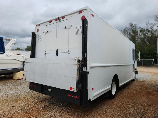 2009 Freightliner Chassis M Line WALK-IN Van