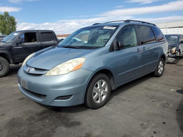 2006 Toyota Sienna CE