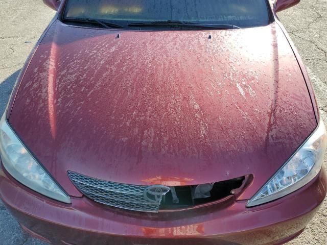 2004 Toyota Camry LE