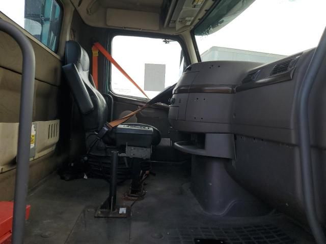 2016 Volvo VNL Semi Truck