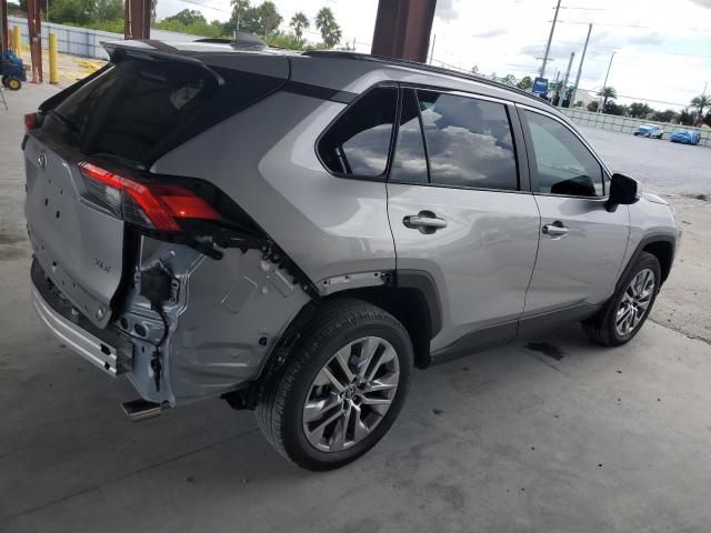 2025 Toyota Rav4 XLE Premium
