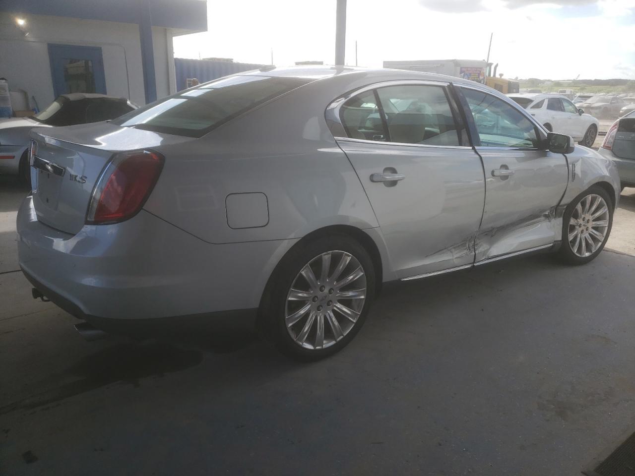 2009 Lincoln MKS