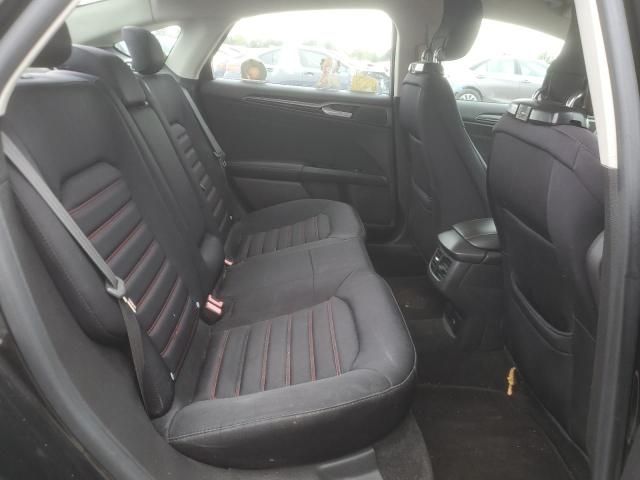 2013 Ford Fusion SE Hybrid