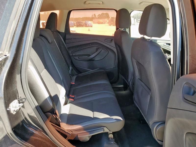 2015 Ford Escape S
