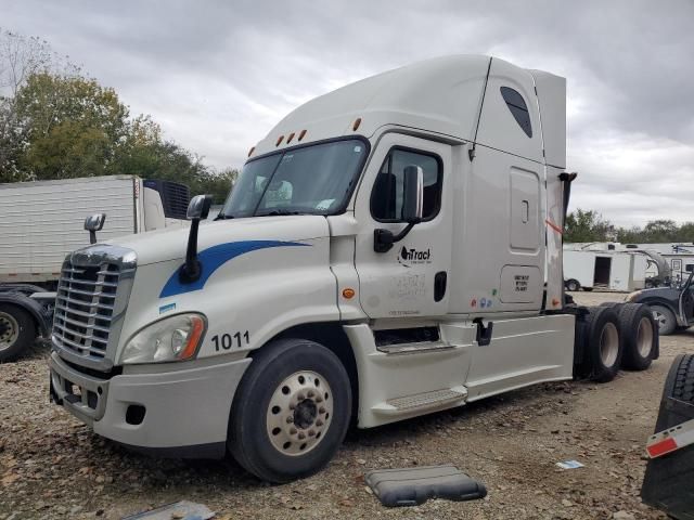 2013 Freightliner Cascadia 125