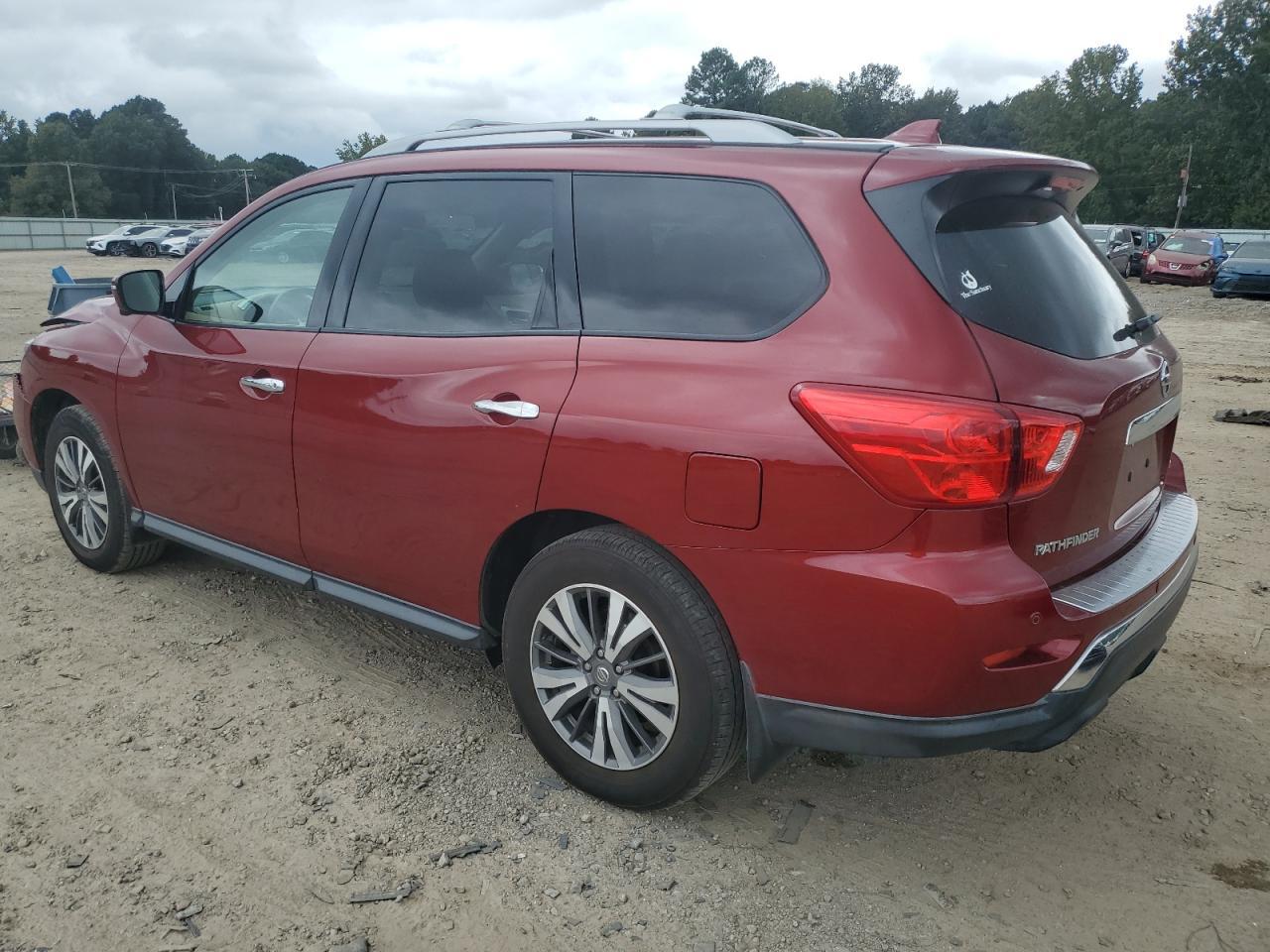 2020 Nissan Pathfinder sl