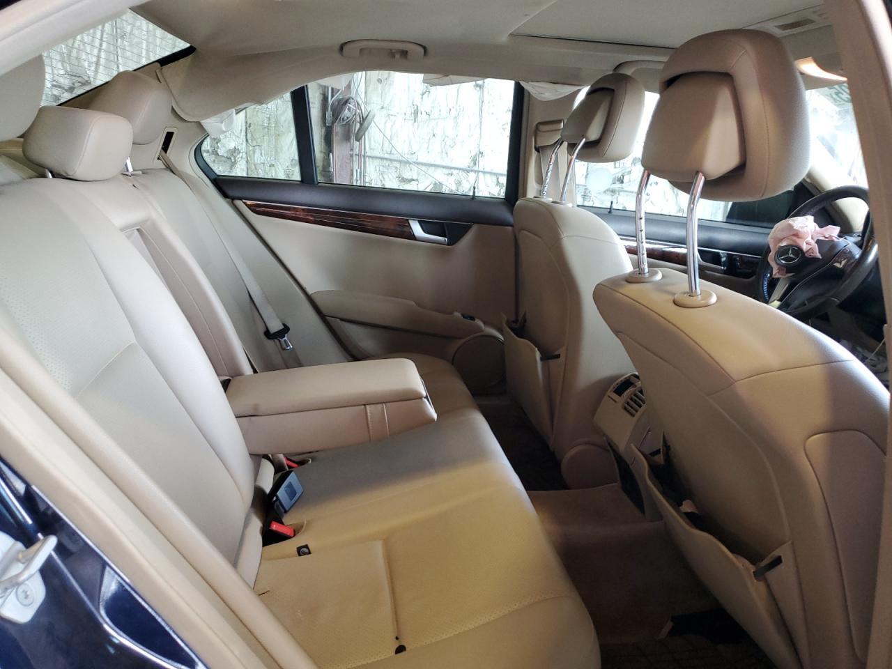 2014 Mercedes-Benz C 250