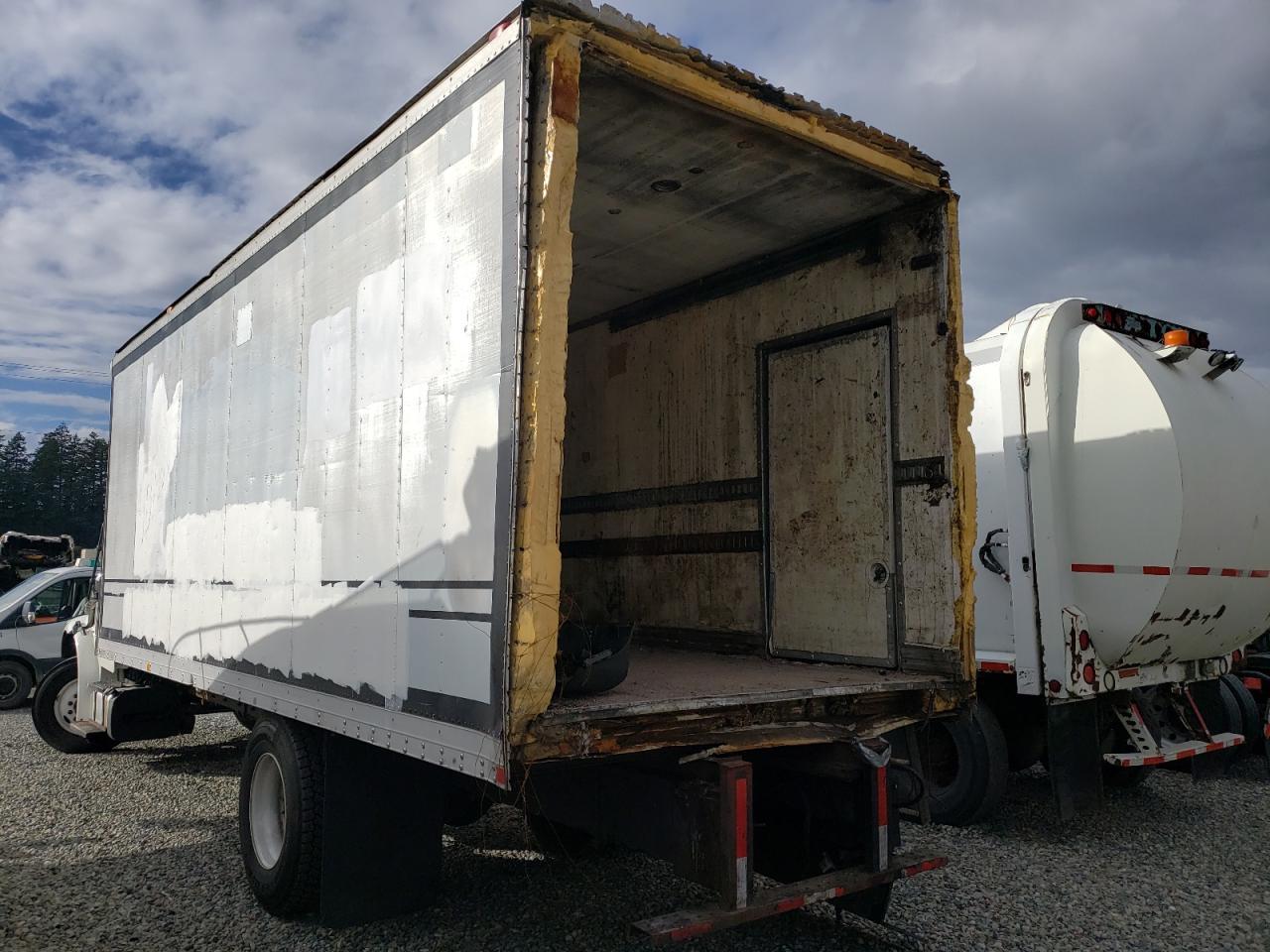 2021 Freightliner Business Class M2 Refrigerated BOX Truck