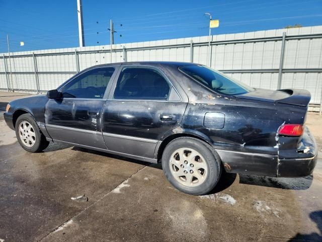 1998 Toyota Camry LE
