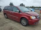 2016 Chrysler Town & Country Touring L