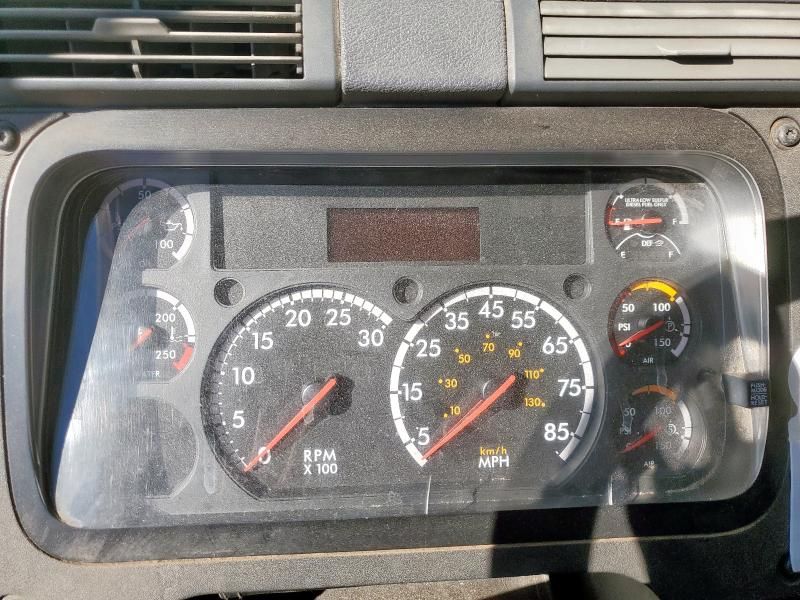 2018 Freightliner Cascadia 125 Semi Truck