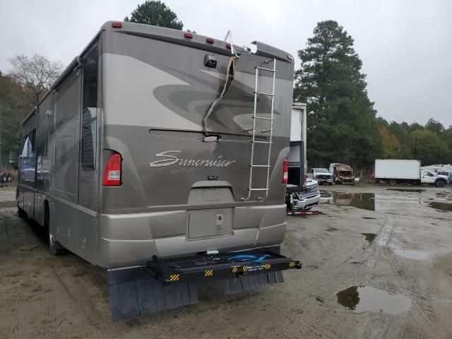 2005 Workhorse Custom Chassis Motorhome Chassis W22