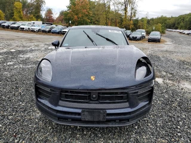 2023 Porsche Macan Base