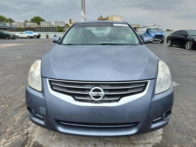 2010 Nissan Altima Base