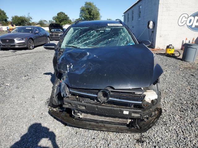 2018 Volkswagen Golf Sportwagen S