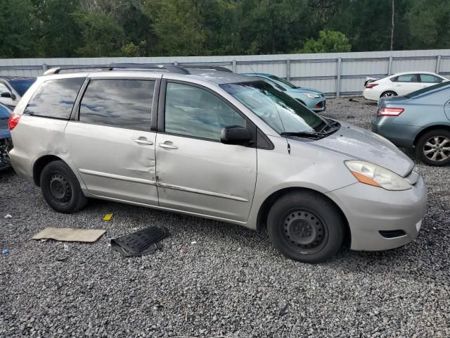 2009 Toyota Sienna CE