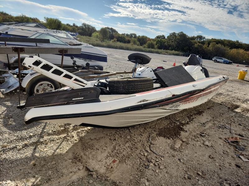 2008 Champion Boat-Boat