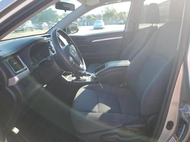 2015 Toyota Highlander LE