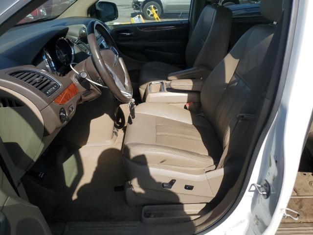 2016 Chrysler Town and Country Touring