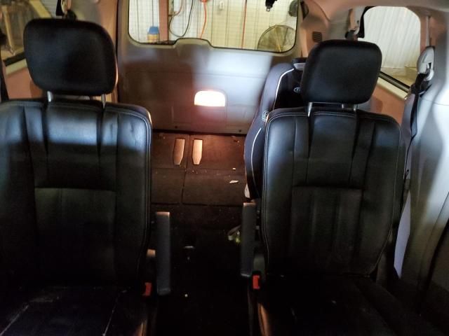 2014 Chrysler Town & Country Touring