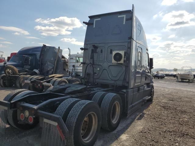 2022 Freightliner Cascadia 126 Semi Truck