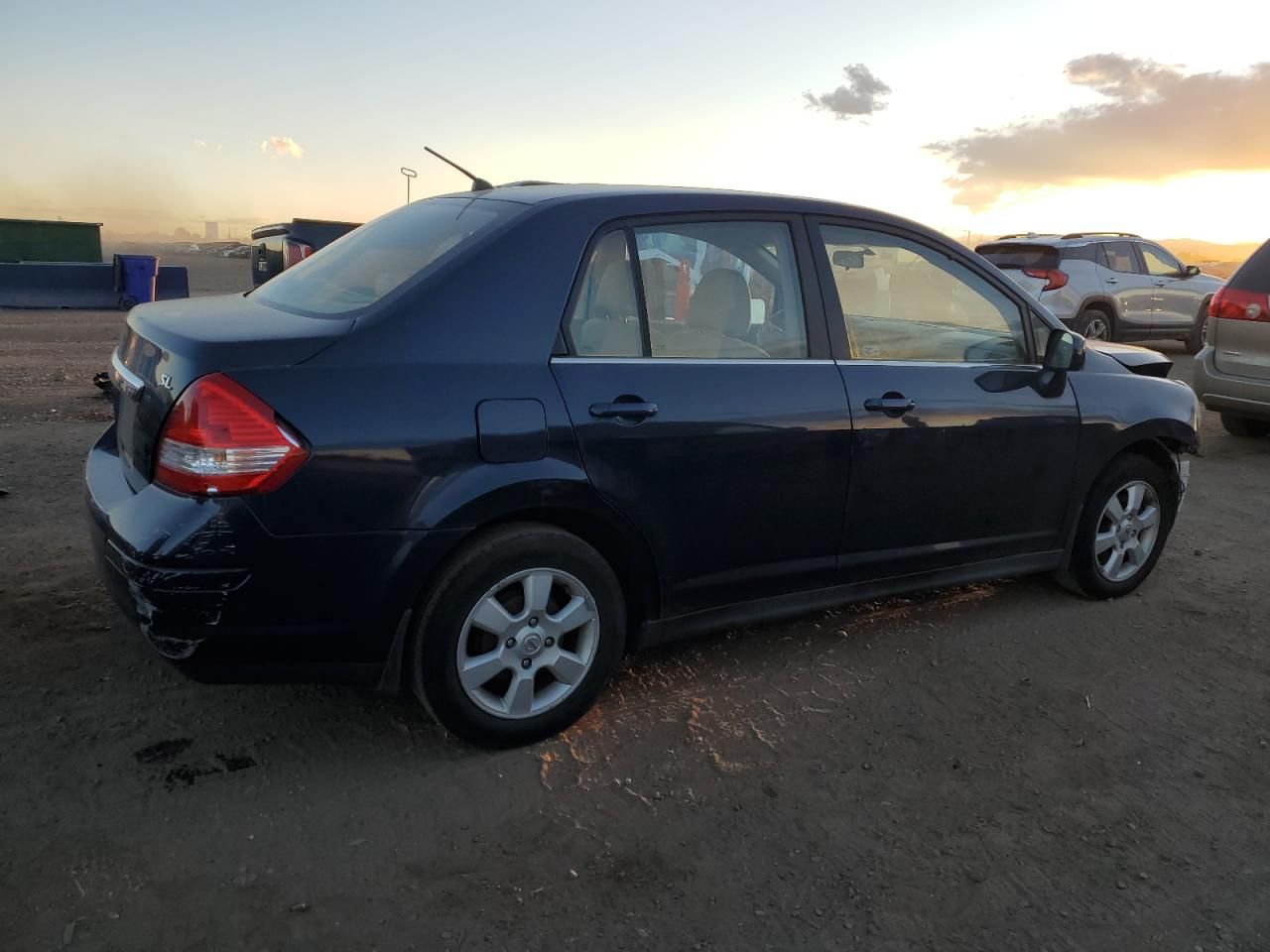 2008 Nissan Versa s
