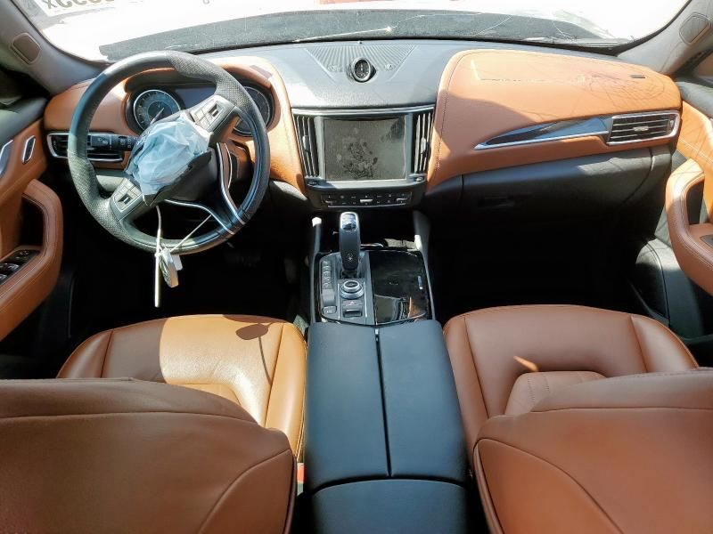 2022 Maserati Levante Base