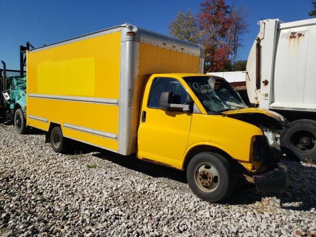 2012 GMC Savana Cutaway G3500