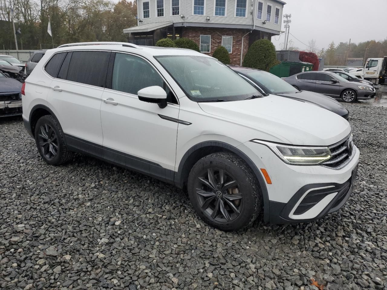 2022 Volkswagen Tiguan se
