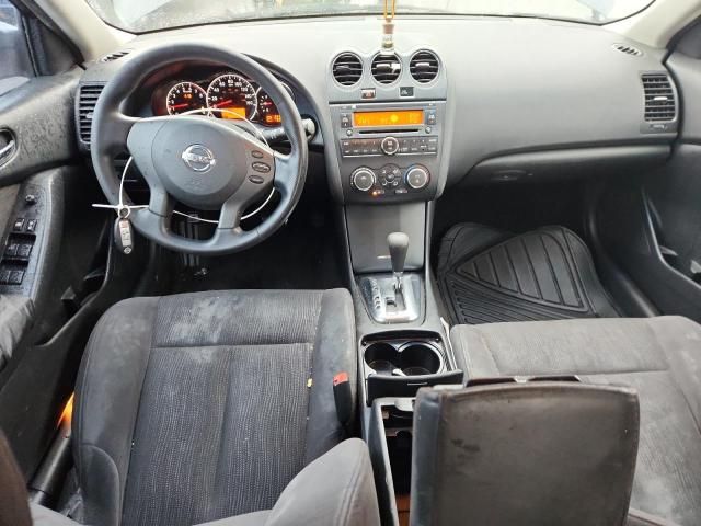 2010 Nissan Altima Base