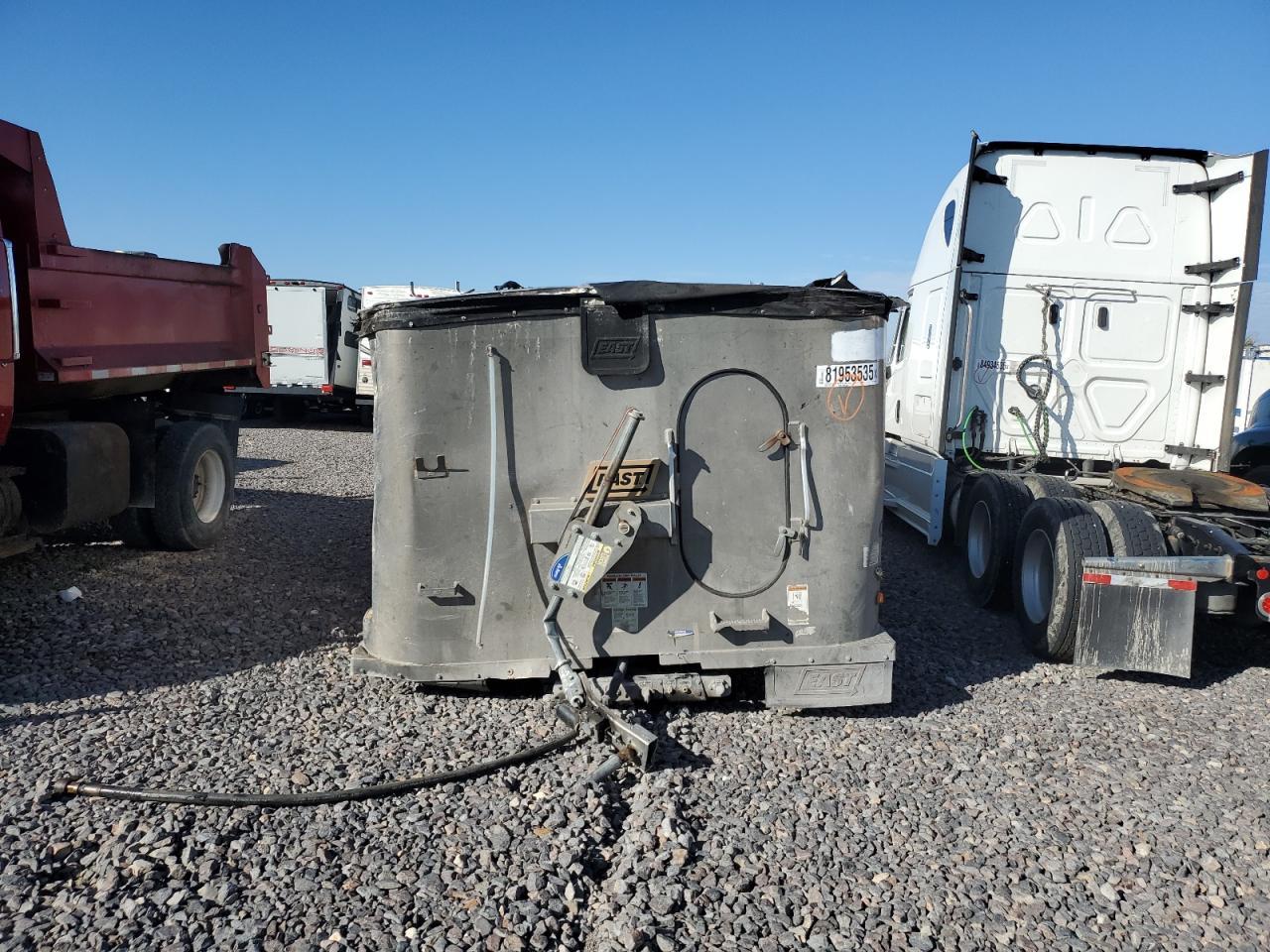 2019 East Manufacturing END Dump Trailer