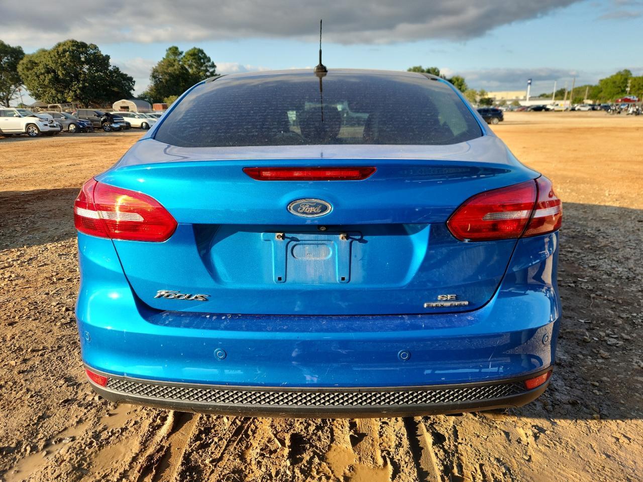 2016 Ford Focus se