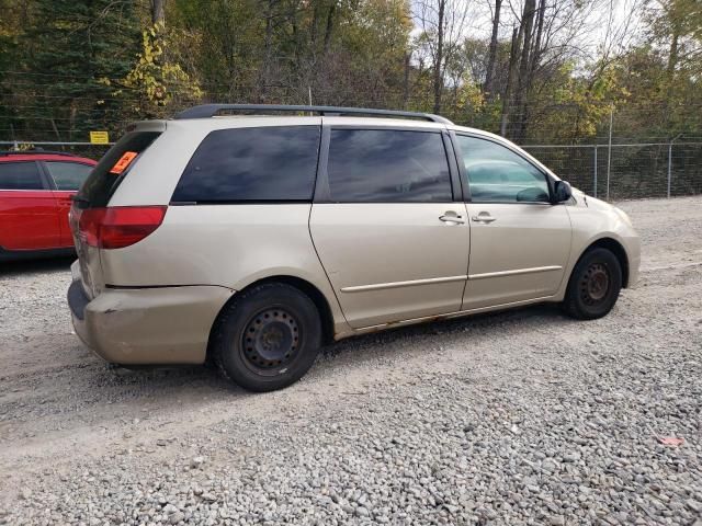 2004 Toyota Sienna CE