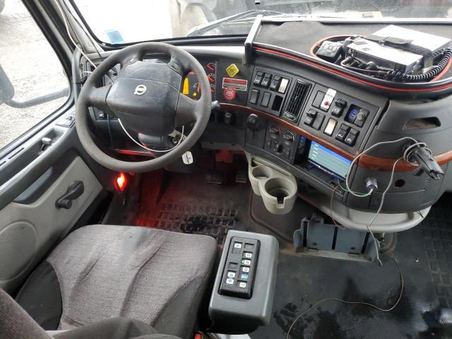 2008 Volvo VNL Dump Truck